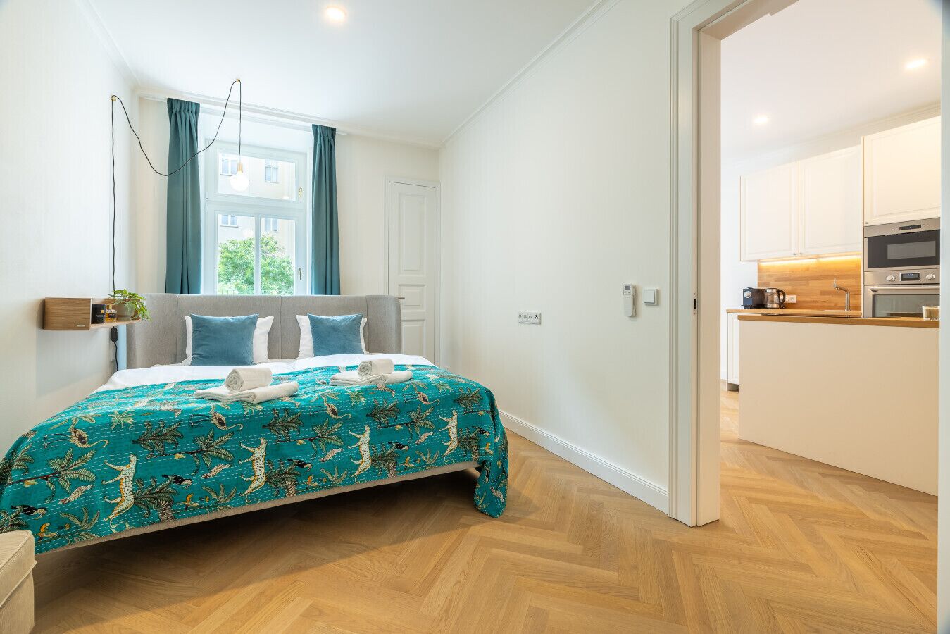 1 soverom, skrivebord, strykejern/-brett og wi-fi (inkludert)