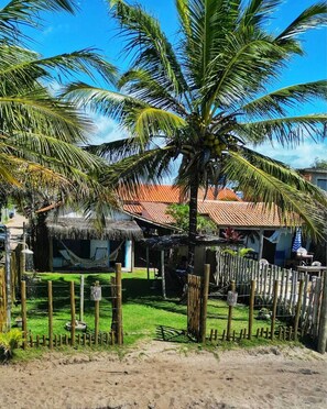 Mặt tiền nơi lưu trú