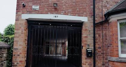1BR Retreat l Great Value
