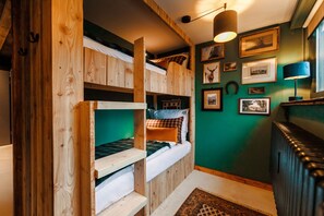 2 bedrooms, Internet