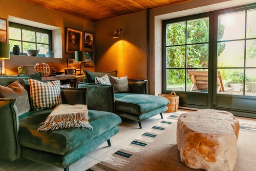 Welcome to Hof Bissee - a place where the clocks run slower