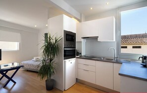 Microonde, forno, piano cottura