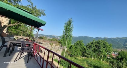 Clean and comfortable 2 bedrooms with private bathrooms and terraca