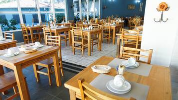 Free daily full breakfast