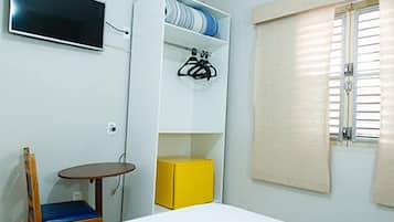Individually furnished, desk, laptop workspace, free WiFi