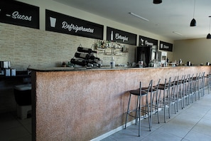 Bar (en la propiedad)