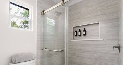 Private GuestHouse in South Congress