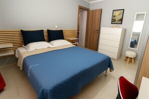 1 Schlafzimmer, Schreibtisch, Bügeleisen/Bügelbrett, kostenloses WLAN