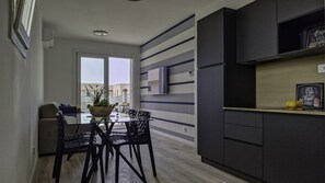 Lejlighed - 1 soveværelse - balkon | Spisestue