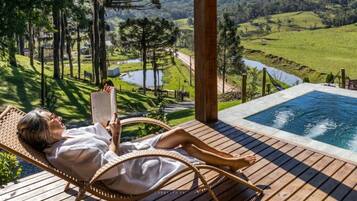 Deluxe Cabin | Lanai