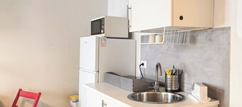 Henry’s House - One Bedroom Apartment, Sleeps 4