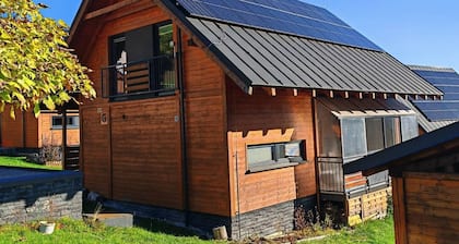 Charming 3-bedroom chalet with WiFi and AC in Martin