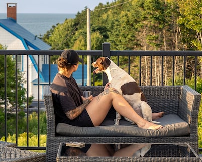 DeliverMe - 2BR Cottage