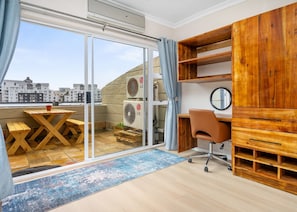 Interior - The Tygervalley Escape (Cape Town)