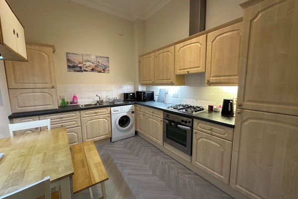 Mikrovågsugn, ugn och diskmaskin