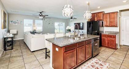 GoldStar Luxury Home
