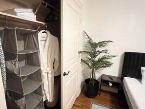 1 bedroom, iron/ironing board, WiFi
