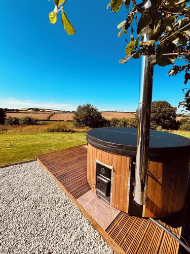 Contemporary Barn  conversion a stones throw from the  Dartmoor National Park.