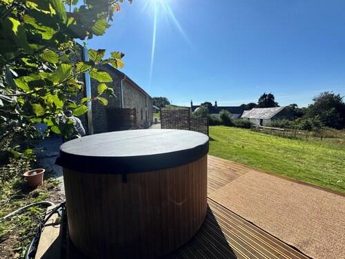 Contemporary Barn  conversion a stones throw from the  Dartmoor National Park.