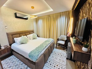 3 soverom, strykejern/-brett, wi-fi og sengetøy