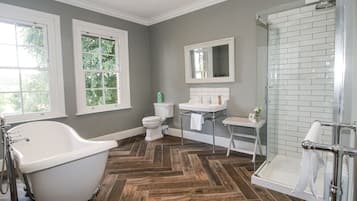 Cottage | Phòng tắm | Buồng tắm vòi sen