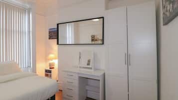 6 bedrooms, individually decorated, individually furnished, free WiFi