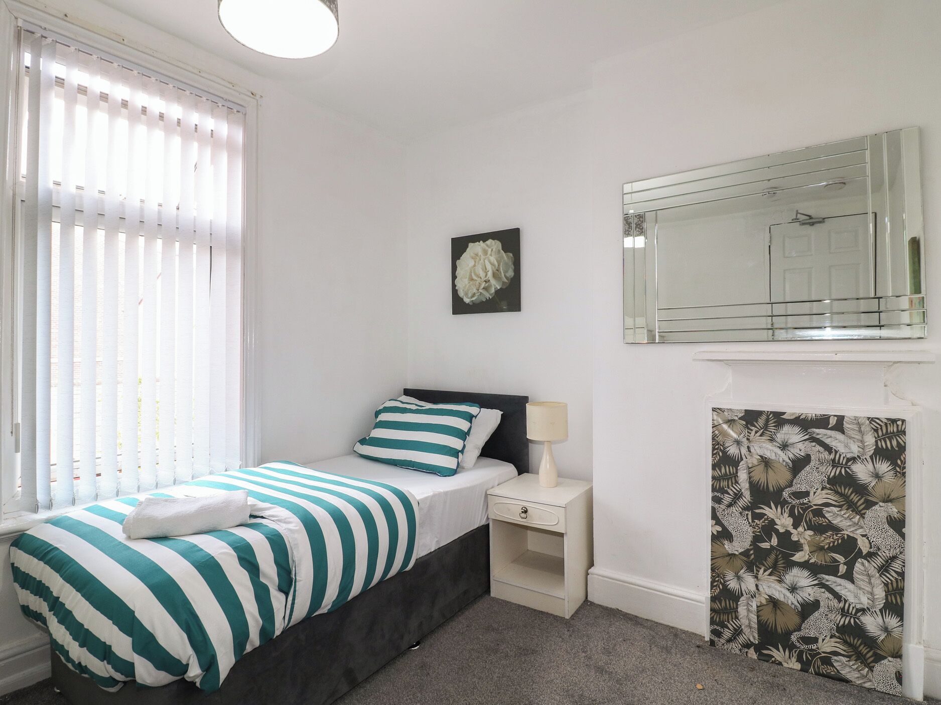6 bedrooms, individually decorated, individually furnished, free WiFi