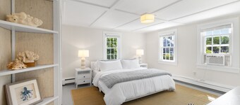 Steps from Javes St Shops, BBQ & Outdoor Shower