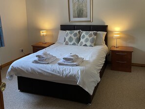 3 bedrooms, individually decorated, individually furnished, free WiFi