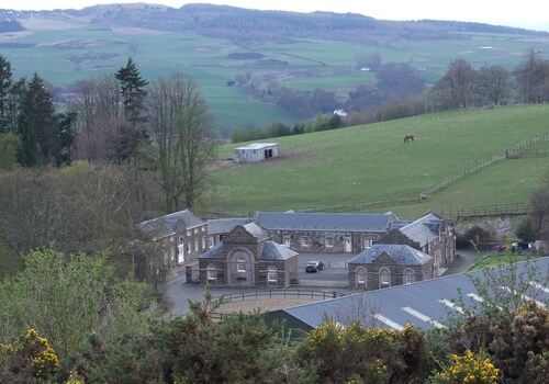 Coach House 5