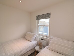 2 bedrooms, individually decorated, individually furnished, free WiFi