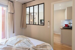 1 bedroom, iron/ironing board, WiFi, bed sheets