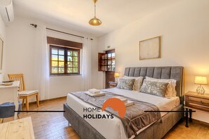 3 chambres, fer et planche à repasser, Wi-Fi gratuit, draps fournis