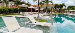 Apartment | Pool | Outdoor pool