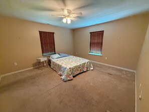 3 chambres, Wi-Fi gratuit, draps fournis