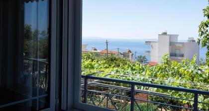 Deluxe Apartment – Peaceful & Clean, 1.2km to Dhermi Beach + Free Parking