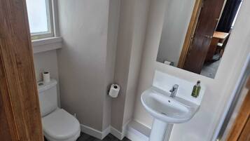 Family Triple Room | Free WiFi