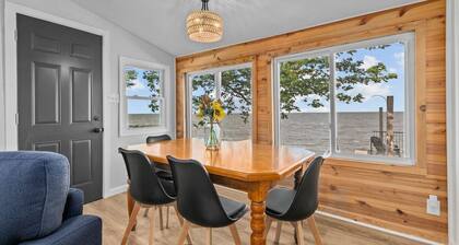 New! Lake Front|PrivateDock|Kayaks&Paddleboards!