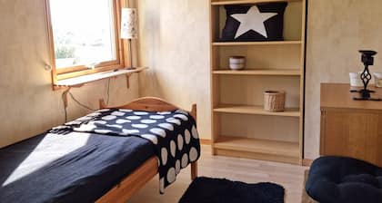Großes Ferienhaus nahe Hälleviksstrand – ideal für Familien | SE09105