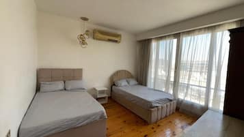 2 bedrooms, WiFi, bed sheets