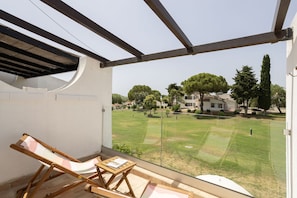 Terrace/patio - Pedras d’El Rei 398 by Hopstays | Ria Formosa (Tavira)