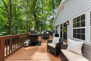 House (4 Bedrooms) | Interior - Lake Days by Avantstay Hot Tub + Firepit + Game Room & Private Dock Access (Sherrills Ford)