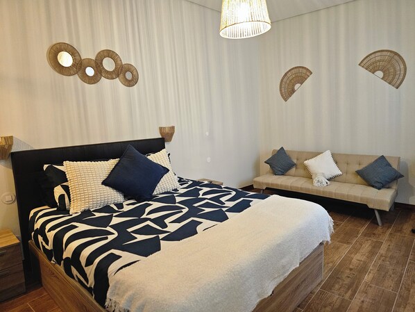 1 bedroom, iron/ironing board, WiFi, bed sheets