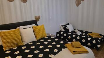 1 chambre, fer et planche à repasser, Wi-Fi, draps fournis