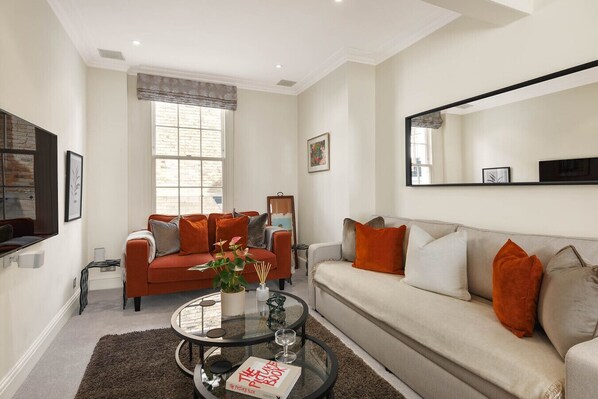 Smart TV, fireplace, offices