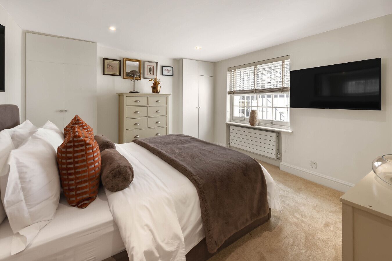 Private Knightsbridge Townhouse | Terrace, Harrods & Hyde Park