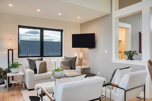 House (1 Bedroom) | Interior