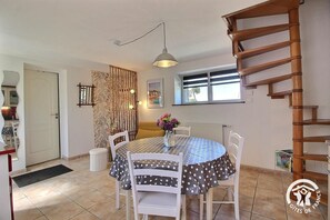 Dining - Ty Yar - PLOURIVO - Gîte (PLOURIVO)