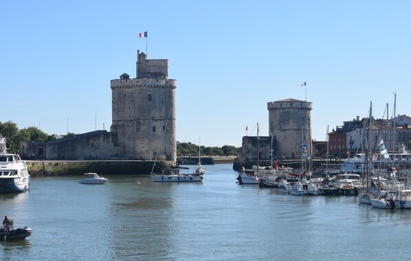 Marina - Appartement Proche Plage (La Rochelle)
