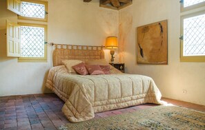 9 habitaciones, cuna de viaje y wifi gratis 